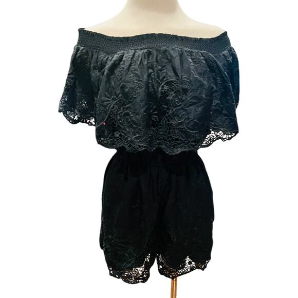 Abercrombie Fitch Black Lace Eyelet Off Shoulder Polyester Romper Size S - Picture 7 of 7